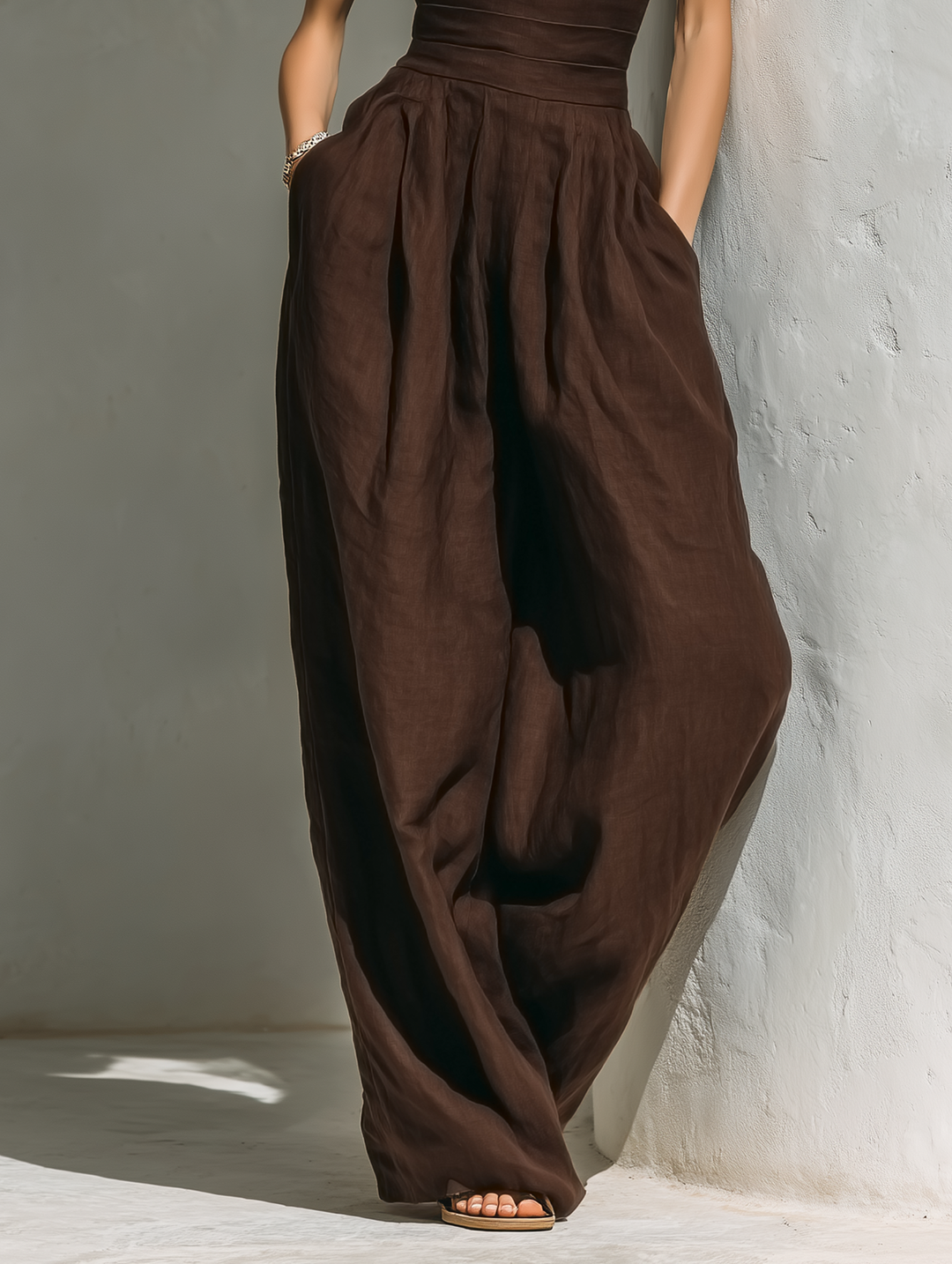 Anaïs - Minimalist Jumpsuit in Linen Blend